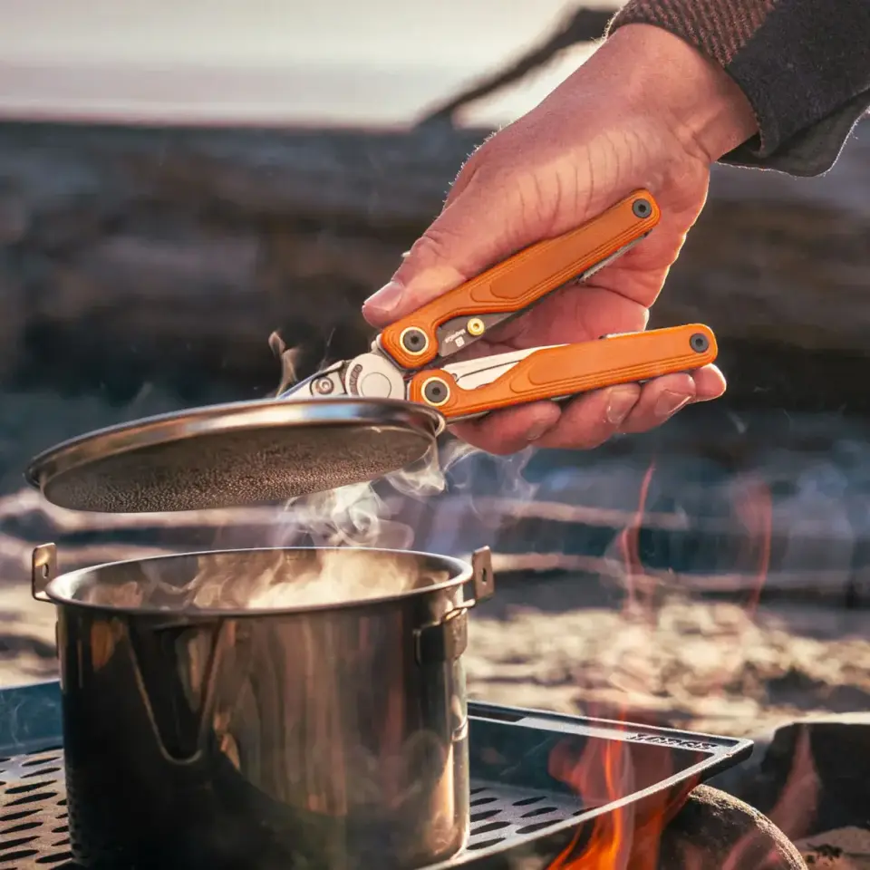 Leatherman WAVE® ALPHA Canyonland Multitool