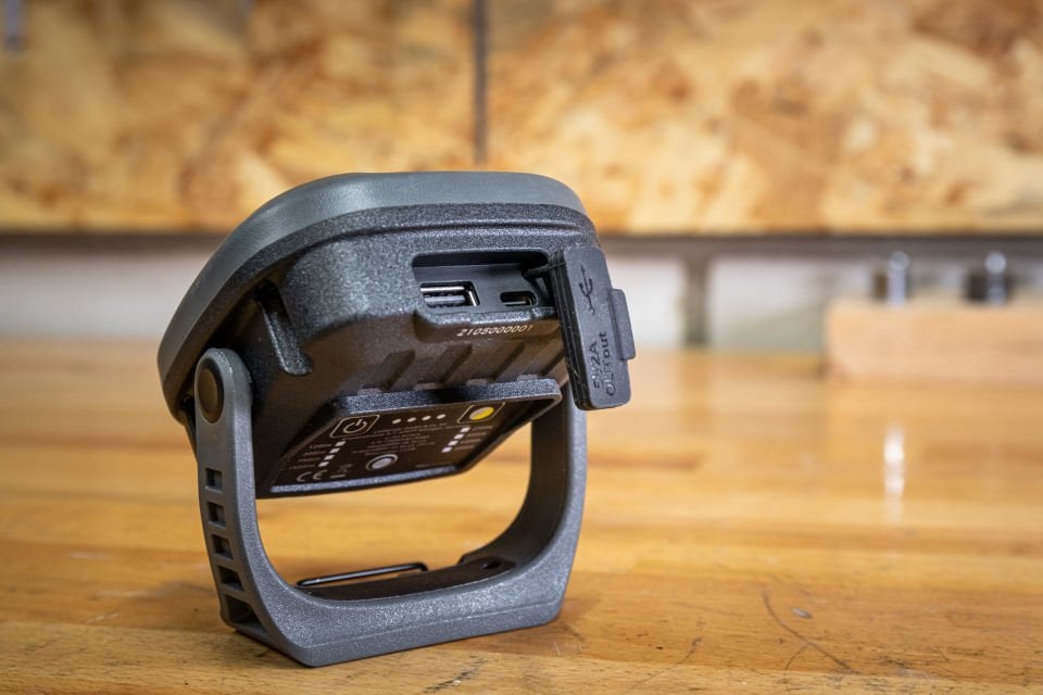 Solidline SAL2R 1500 Lümen Alan Aydınlatma Acil Durum Feneri