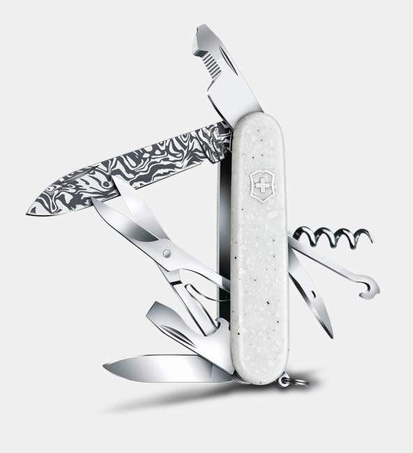Victorinox Companion Damast 2025 Limited Edition (VT 1.3901.J25) – Serili, Damasteel® Bıçak & Mat Beyaz Corian®
